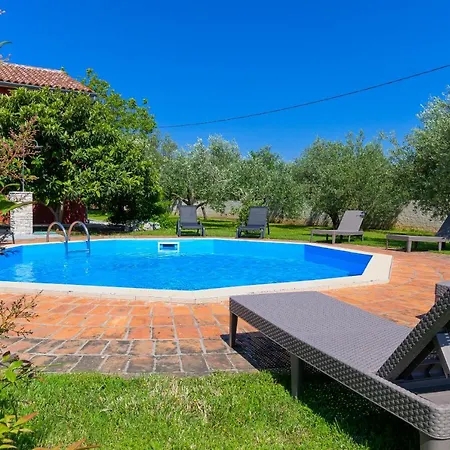 Villa Carla With Private Pool & Kids Playground - Pet Friendly Mutvoran Exteriör bild